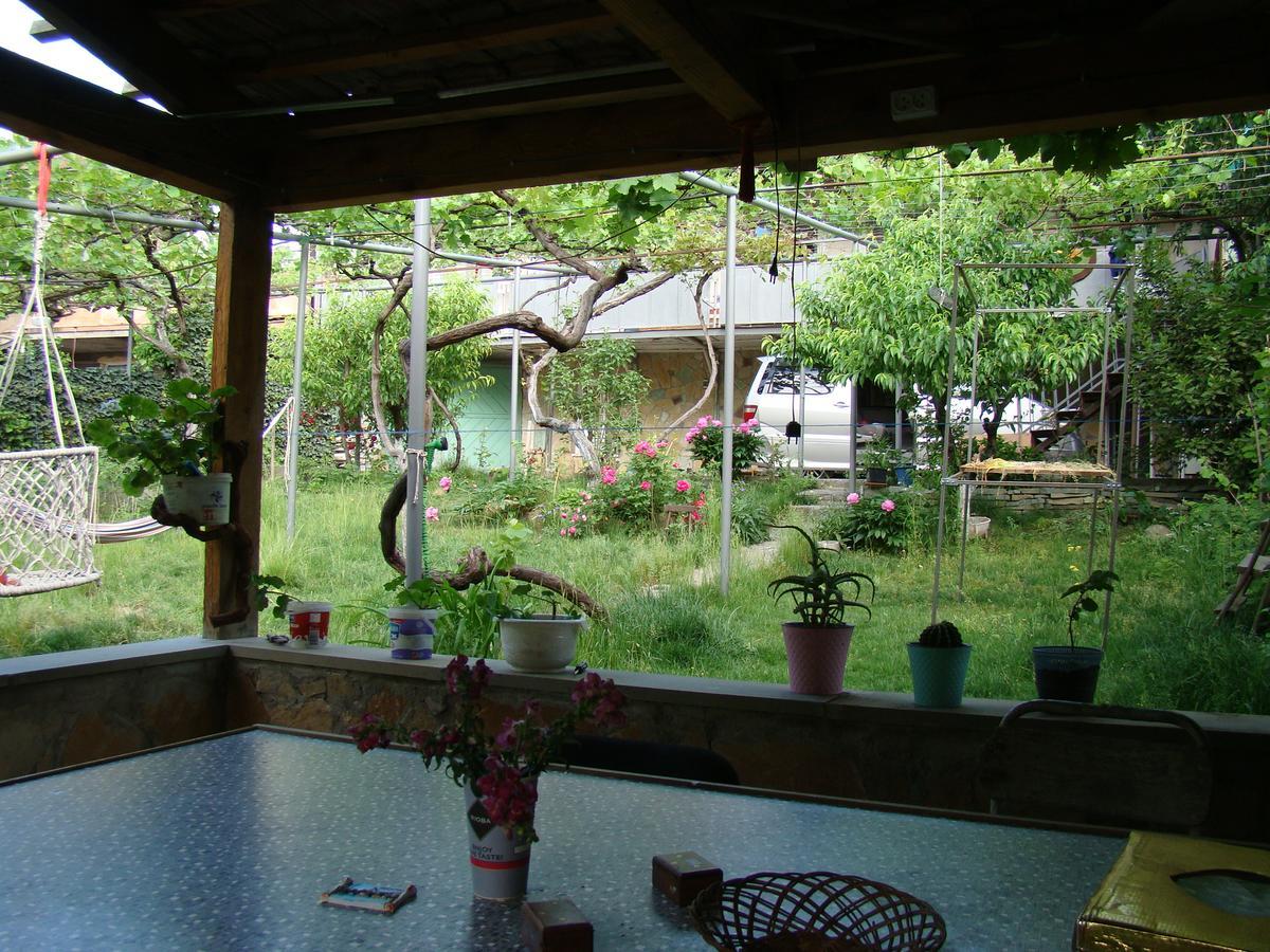 Guest House Ucha Mtsʼkhetʼa Esterno foto
